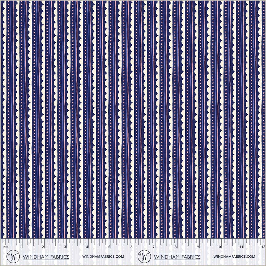 Folky Chicken - Scallop Edge in Indigo - Natalie Briscoe