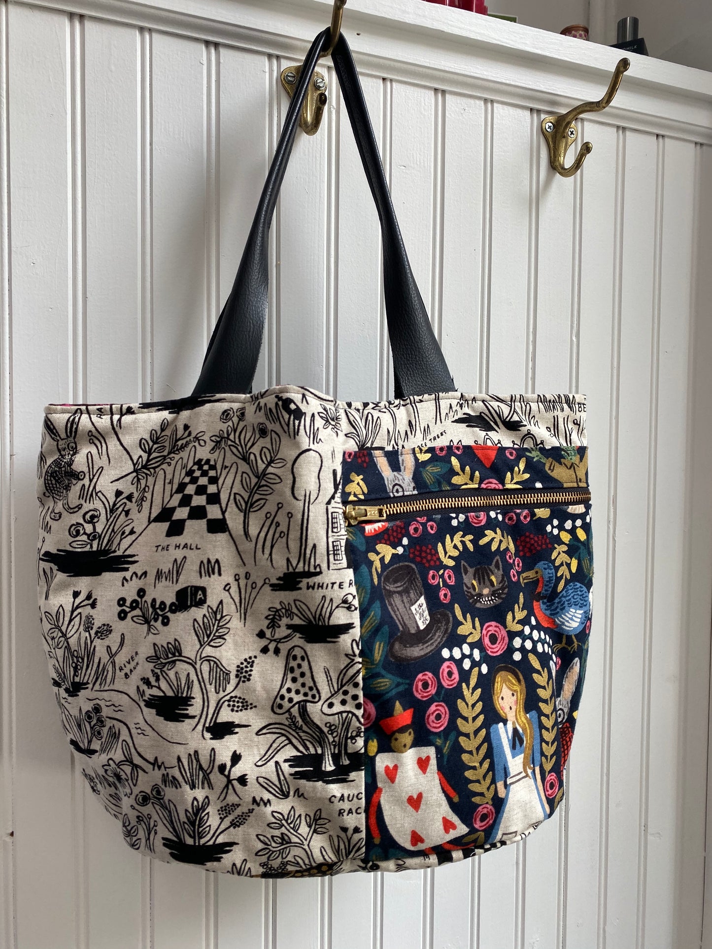 The Crescent Tote by Noodlehead