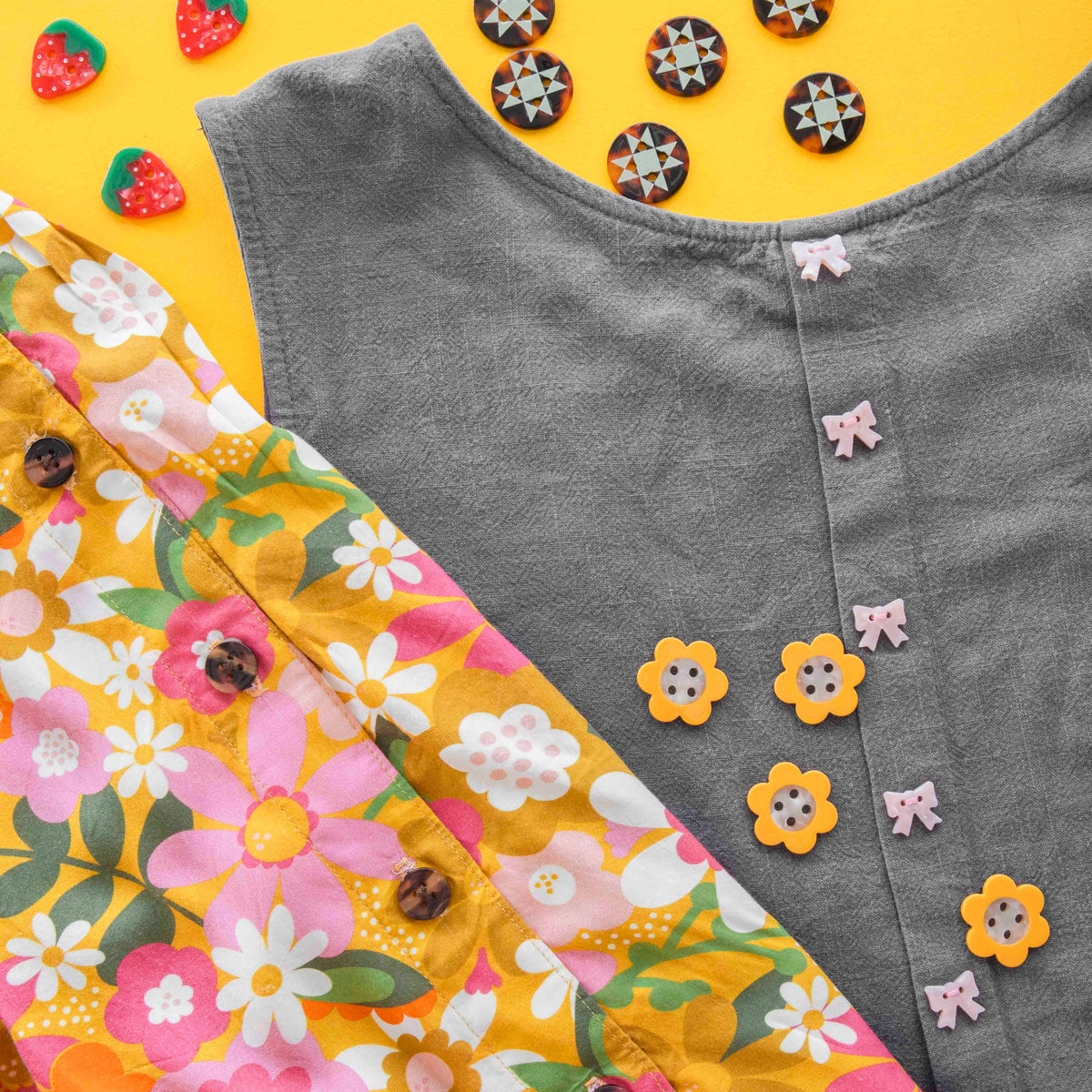Strawberry Small 5/8" Buttons - Sarah Hearts