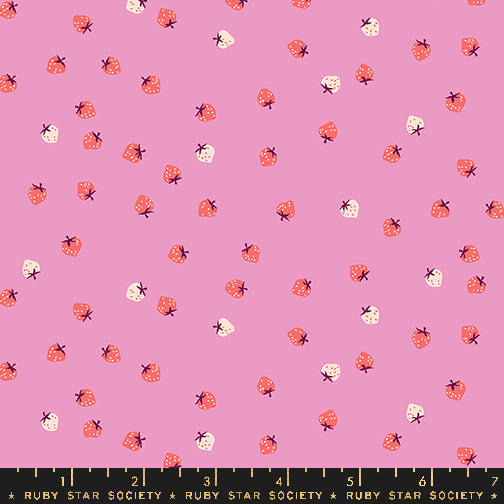 Strawberry - Mini Berry in Daisy - Ruby Star Society